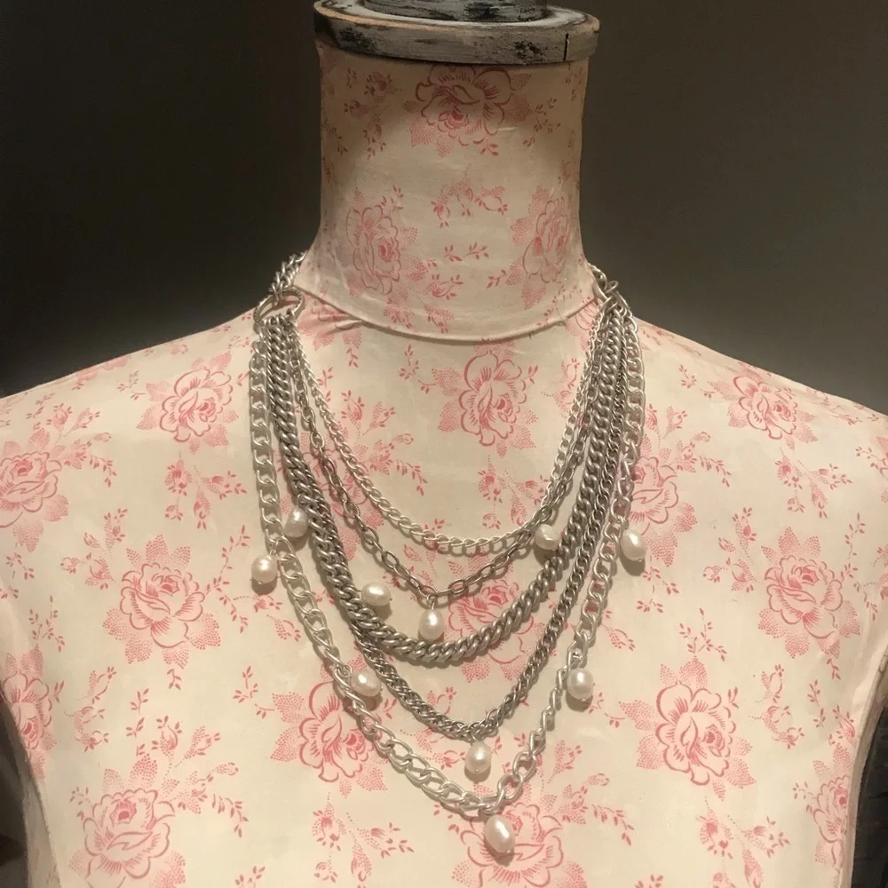 Stella & Dot Avery Chain Pearl Necklace​​​​​​​​ - Picture 2 of 5